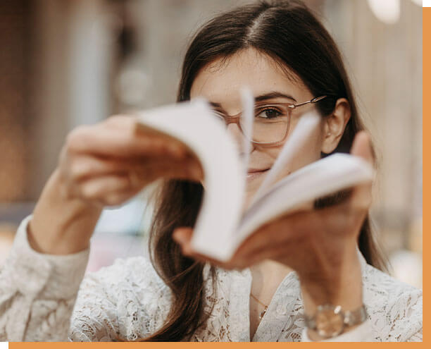 Coline Cazoulat, rédactrice SEO, copywriting, storytelling